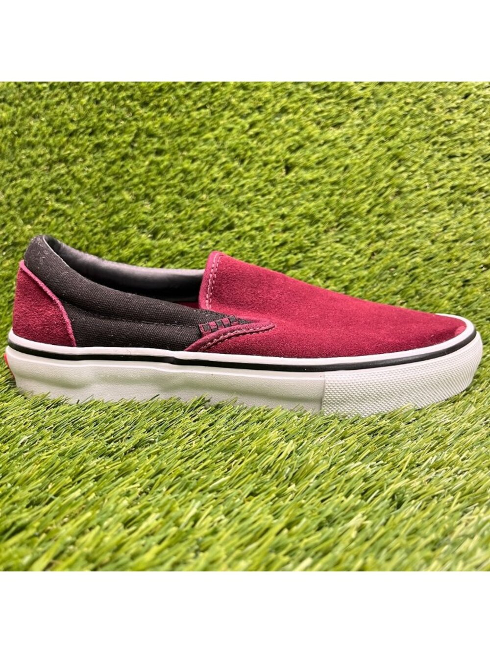 Vans Skate Slip On Mens Size 6.5 Maroon Black Athletic Suede Shoes Sneakers